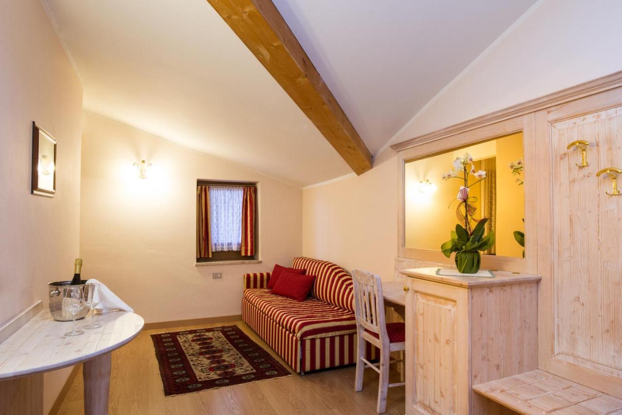 Hotel Al Prato Fiera Di Primiero Eksteriør bilde