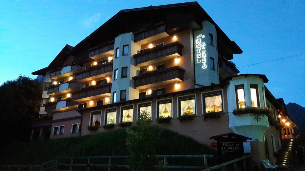 Hotel Al Prato Fiera Di Primiero Eksteriør bilde