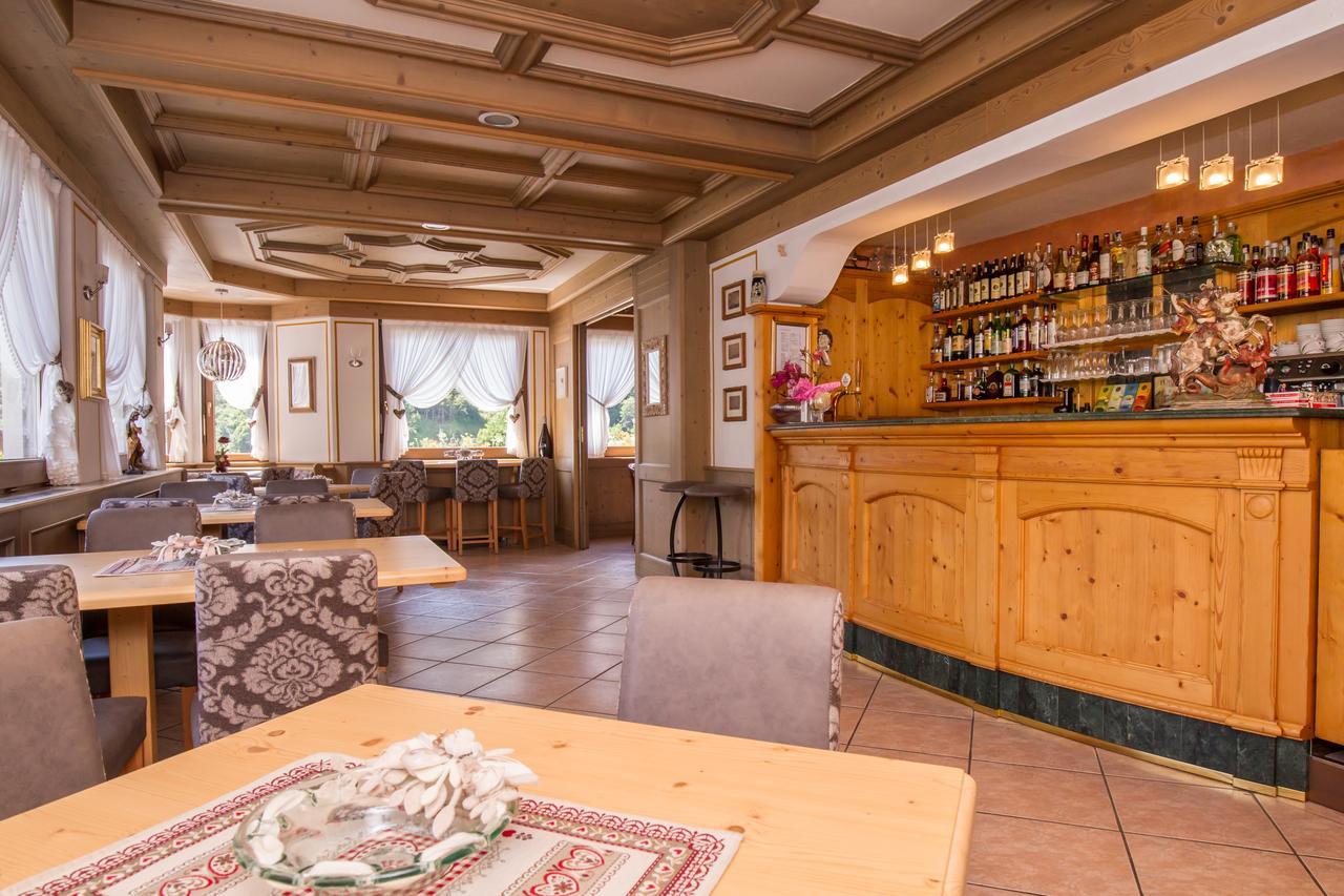 Hotel Al Prato Fiera Di Primiero Eksteriør bilde